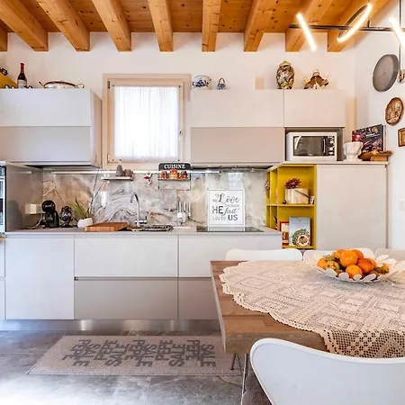 Stylish House Near Venice With Parking Exterior photo