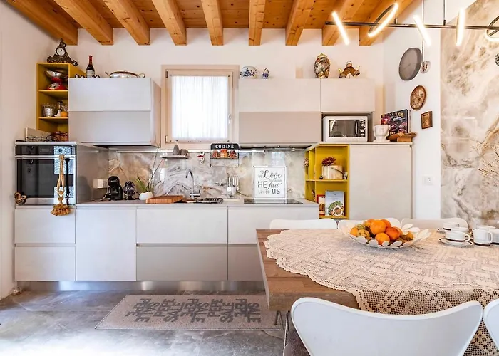 Stylish House Near Venice With Parking